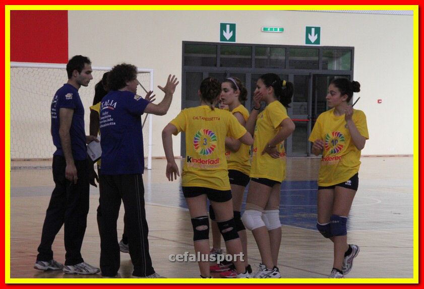 140430 volley 295_tn.jpg